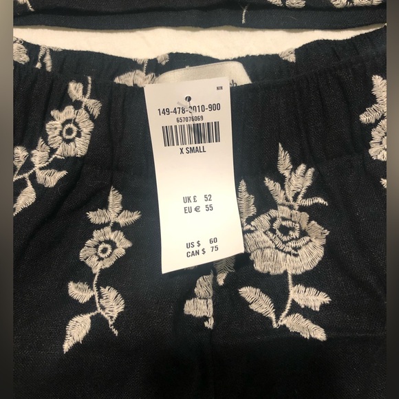 NEW shorts set from Abercrombie - Picture 8 of 10